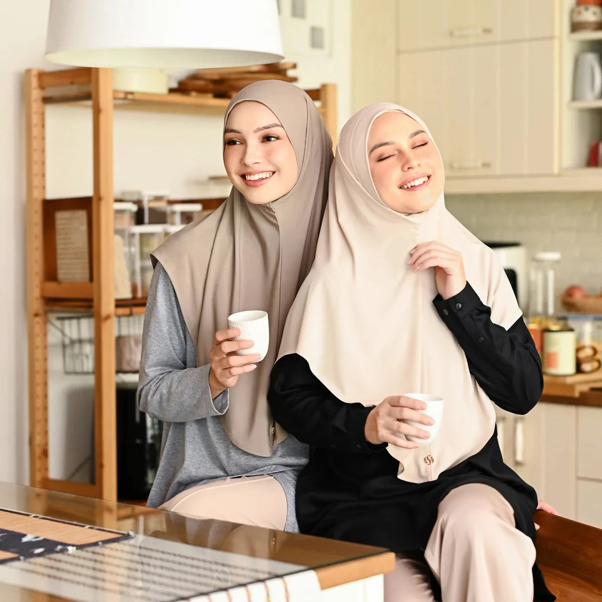 Instant Hijab with Neck Coverage – Solid Color