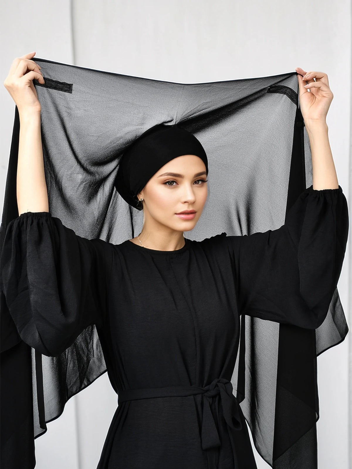 Instant Hijab with Magnetic Buckle – Solid-Color Scarf