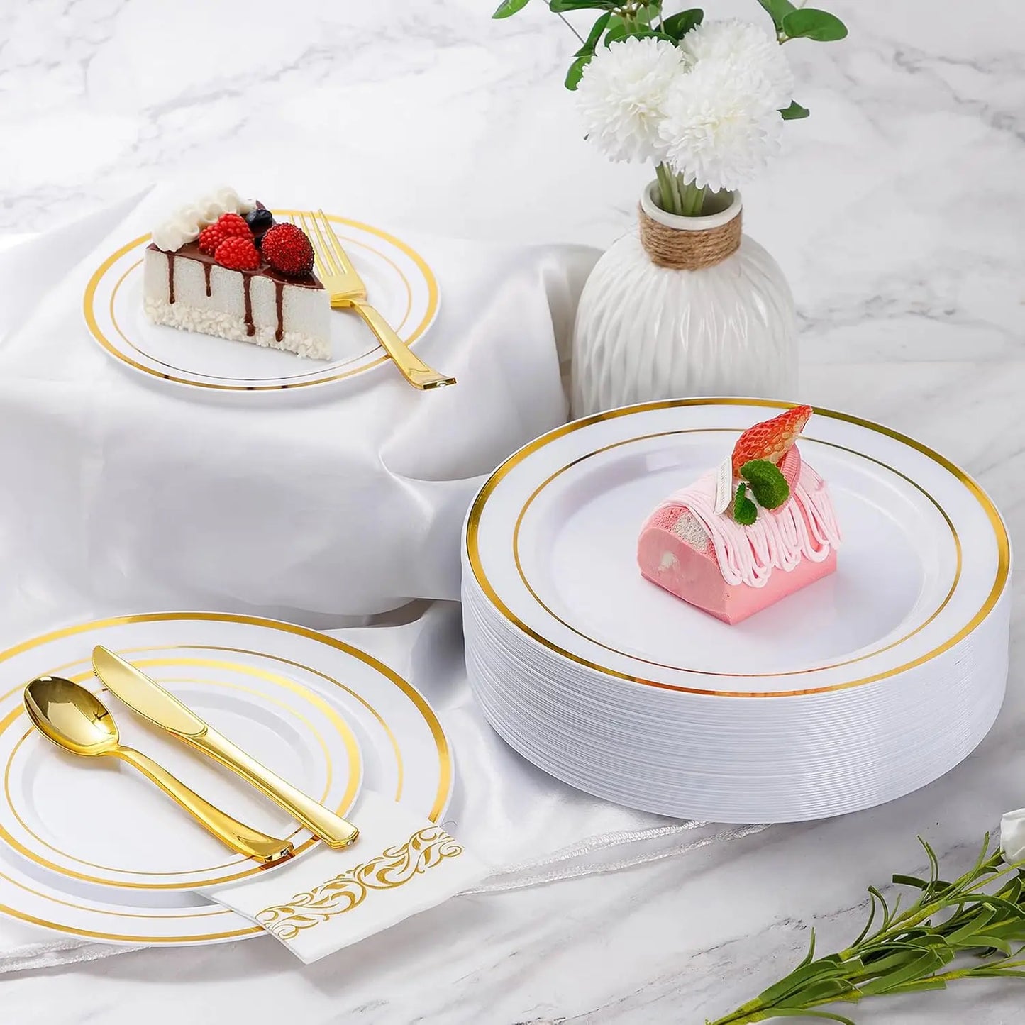 700-Piece Gold Disposable Dinnerware Set – Gold Rim Plates, Cups & Cutlery for 100 Guests | Eid & Ramadan