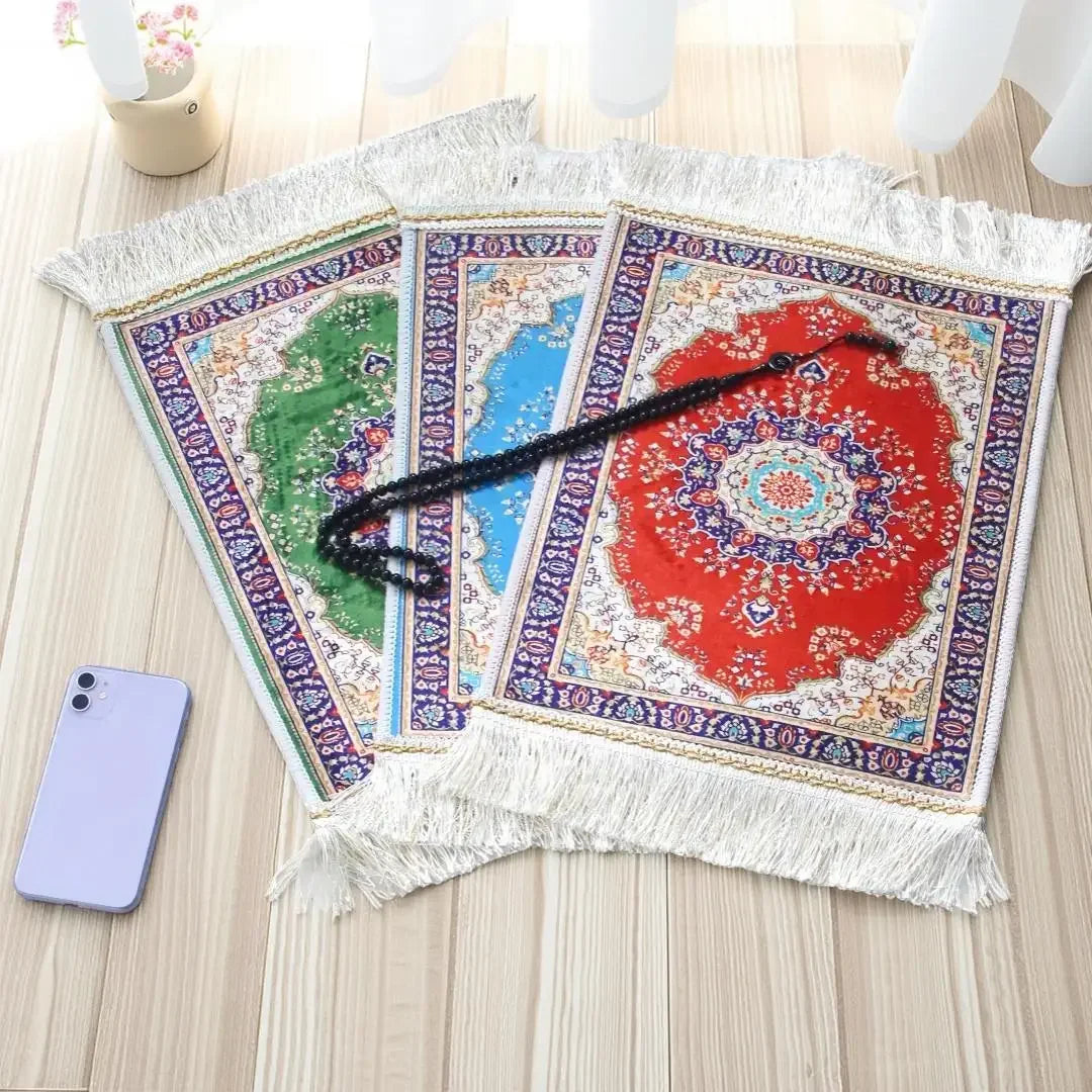 Portable Prayer Rug Set with Prayer Beads - 30x40cm
