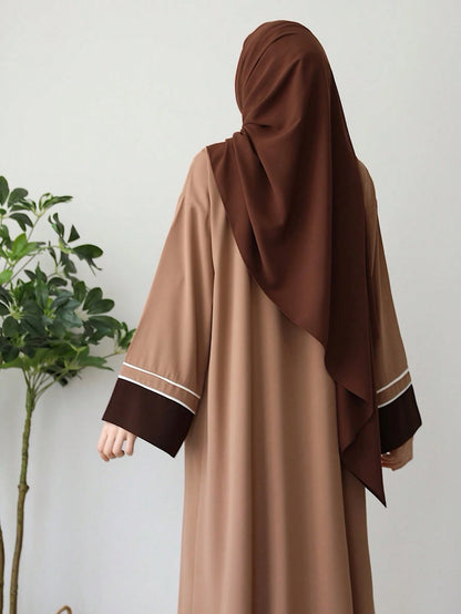 Women's Open-Front Patchwork Abaya – Elegant Long-Sleeve Robe